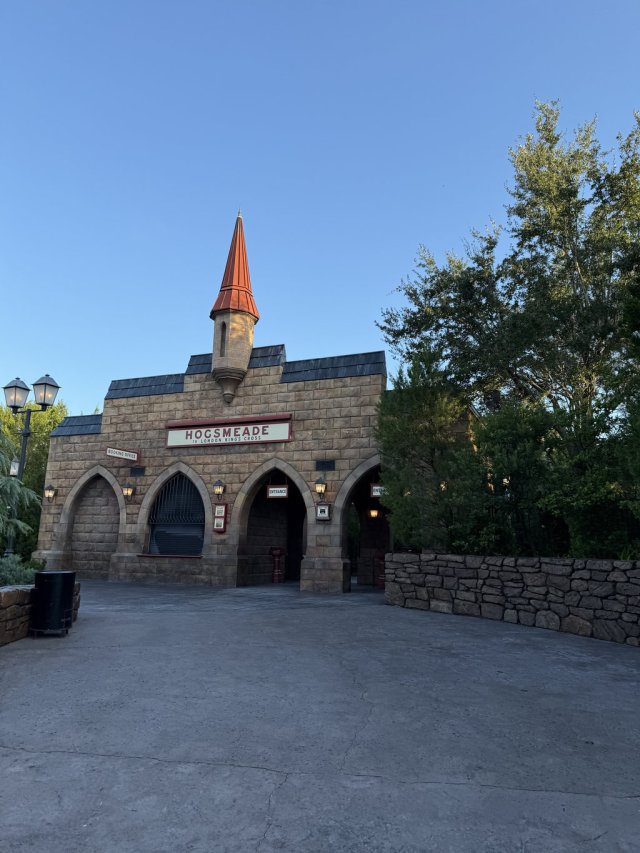 Universal_Image11